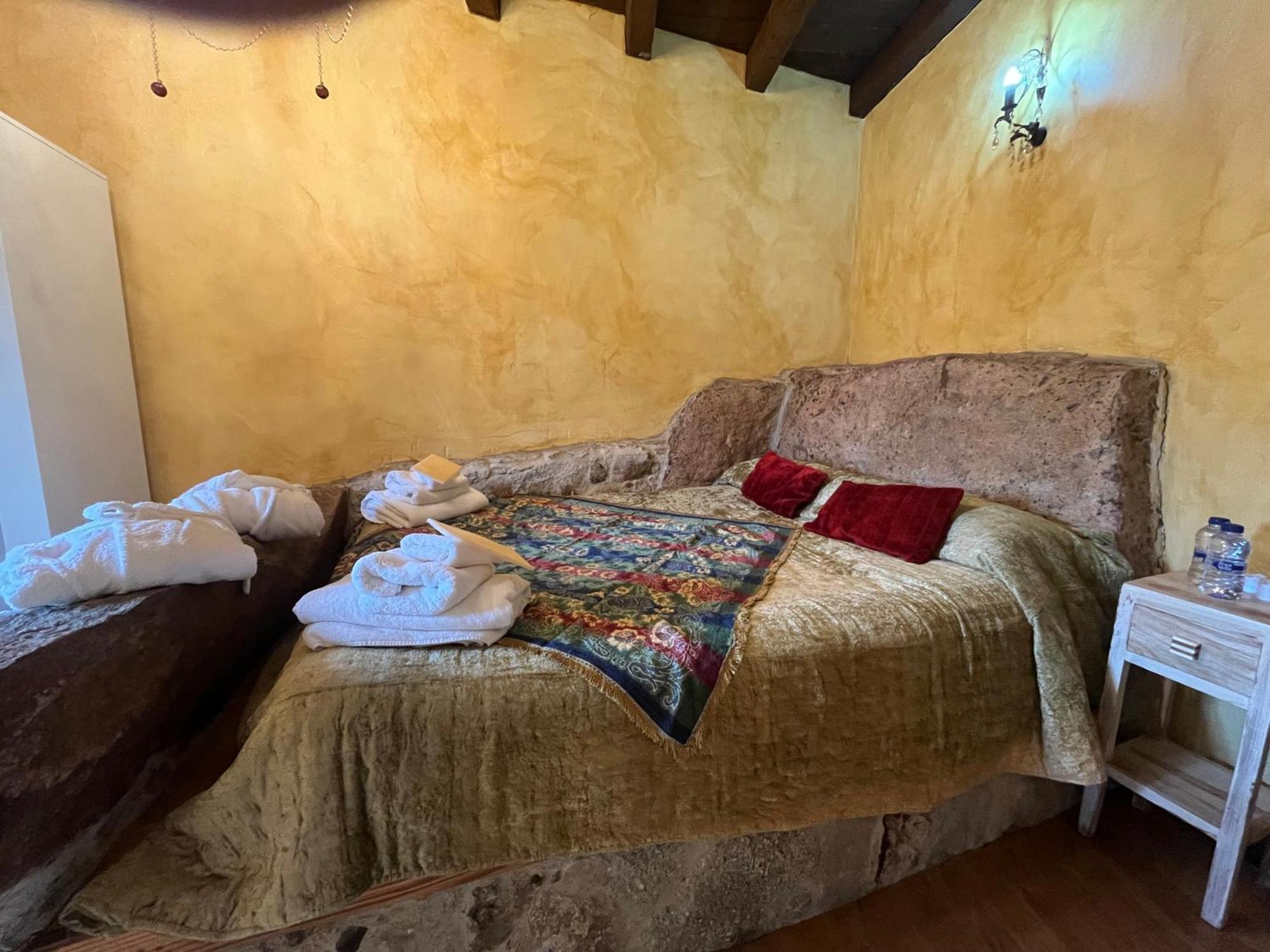 Cabachuelas I Casas Rurales San Miguel de Valero Luaran gambar